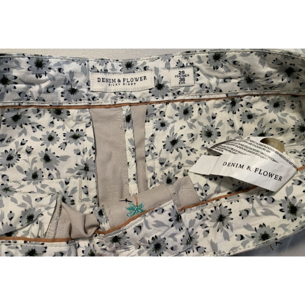 NEW Ricky Singh Denim & Flower Sz 29 (32) Power Stretch Beige Palm Tree Print